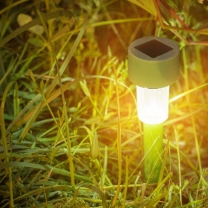 Lighting & Solar Garden Lights