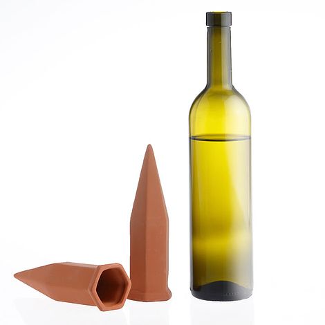 Hydro Wine-Recycle a wine bottle