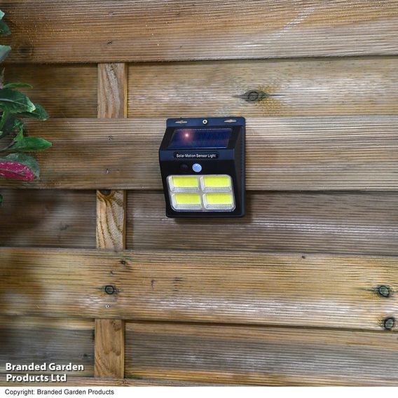 Garden Gear - 112 LED Motion Sensor Solar Light