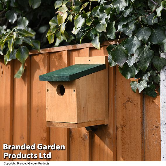 Happy Beaks - Classic Nest Box with Green Roof