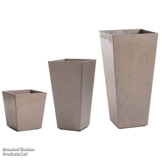 Sonata Garden Oak Planters